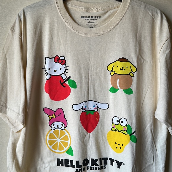 Hello kitty and friends T-shirt - Picture 3 of 6